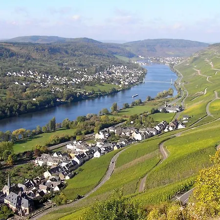 - Gaestehaus Koen Apartment