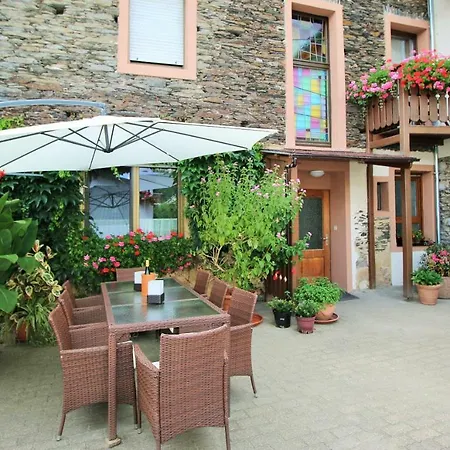 - Gaestehaus Koen Apartment