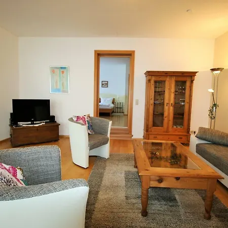 - Gaestehaus Koen Apartment *
