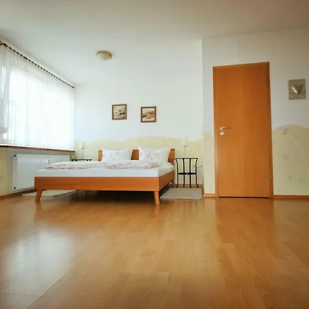 - Gaestehaus Koen * Zeltingen-Rachtig