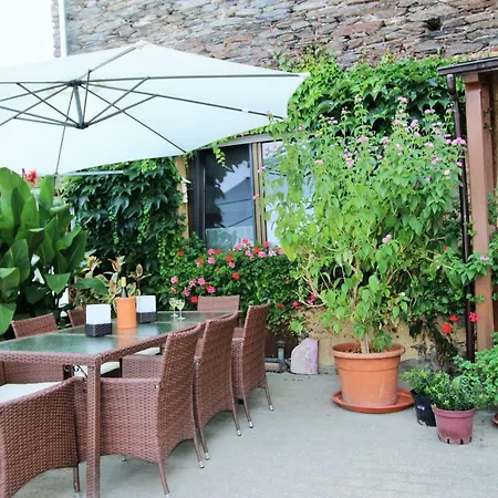 - Gaestehaus Koen * Zeltingen-Rachtig