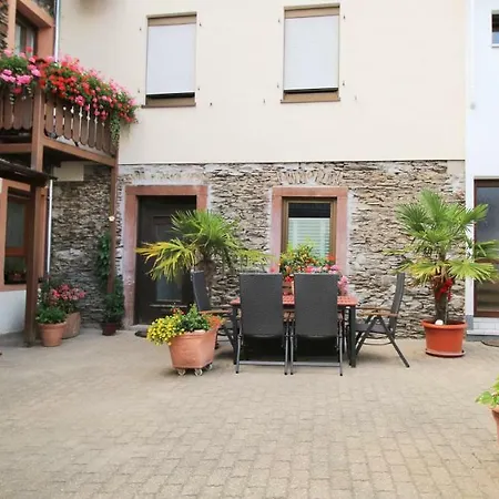 - Gaestehaus Koen Apartment *