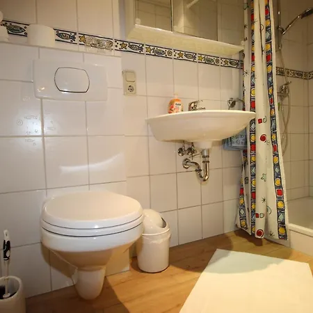 - Gaestehaus Koen Apartment *